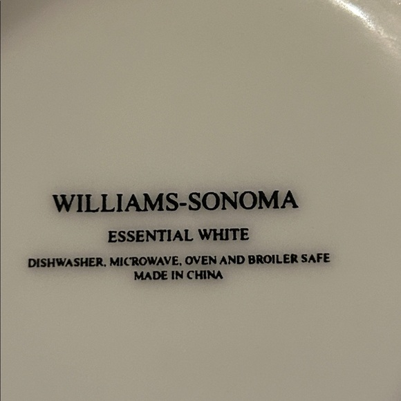 Williams Sonoma White Ceramic Bowls cereal oatmeal ice cream, set of two - Picture 5 of 5